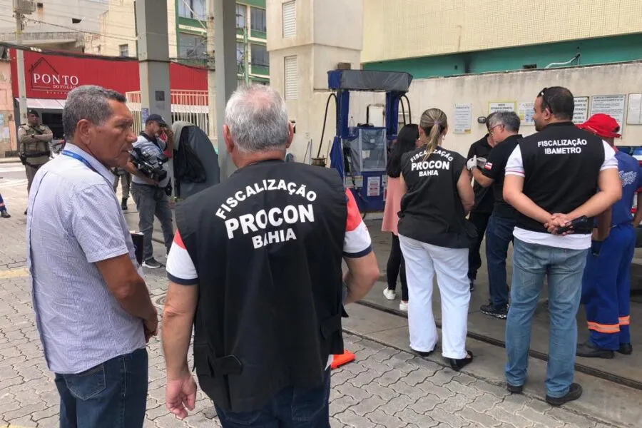 Operação Posto Legal fiscaliza 41 postos de combustíveis em Salvador Operação Posto Legal fiscaliza 41 postos de combustíveis em Salvador e RMS